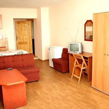 Evi 1 * Pomorie